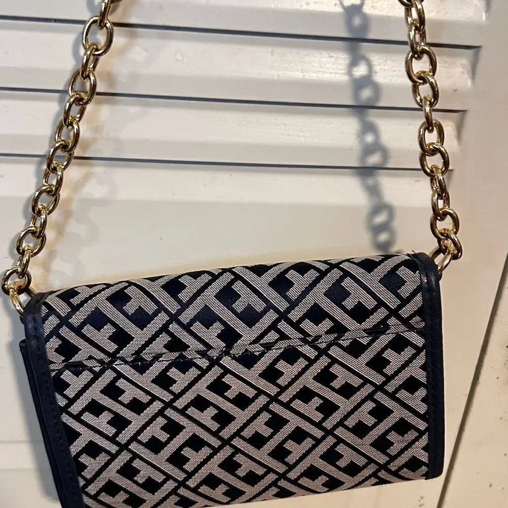 Tommy Hilfiger Monogram Crossbody | Chain Strap Shoulder Bag